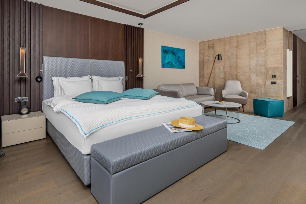 มอนเตเนโกร บีช รีสอร์ต Hotel Krtoli ภายนอก รูปภาพ