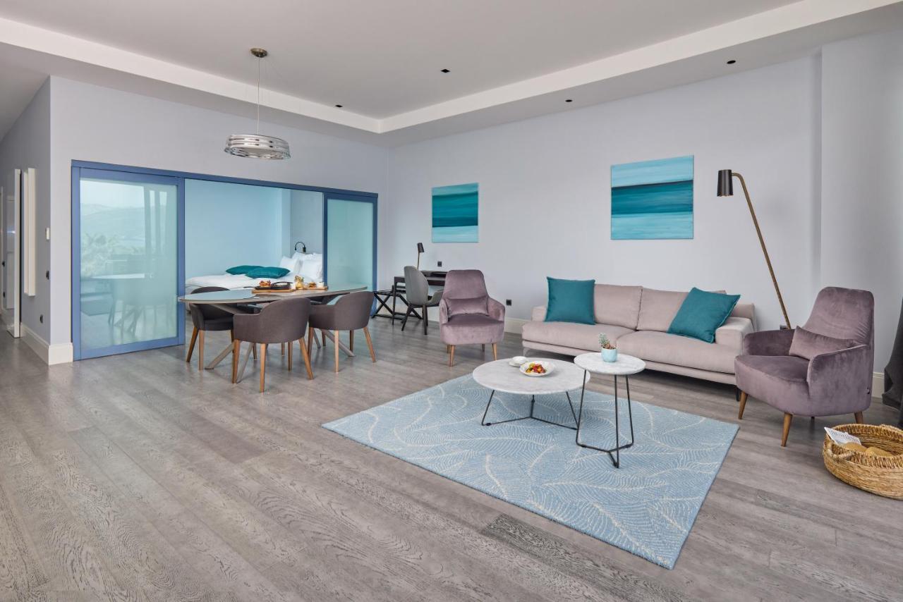 มอนเตเนโกร บีช รีสอร์ต Hotel Krtoli ภายนอก รูปภาพ