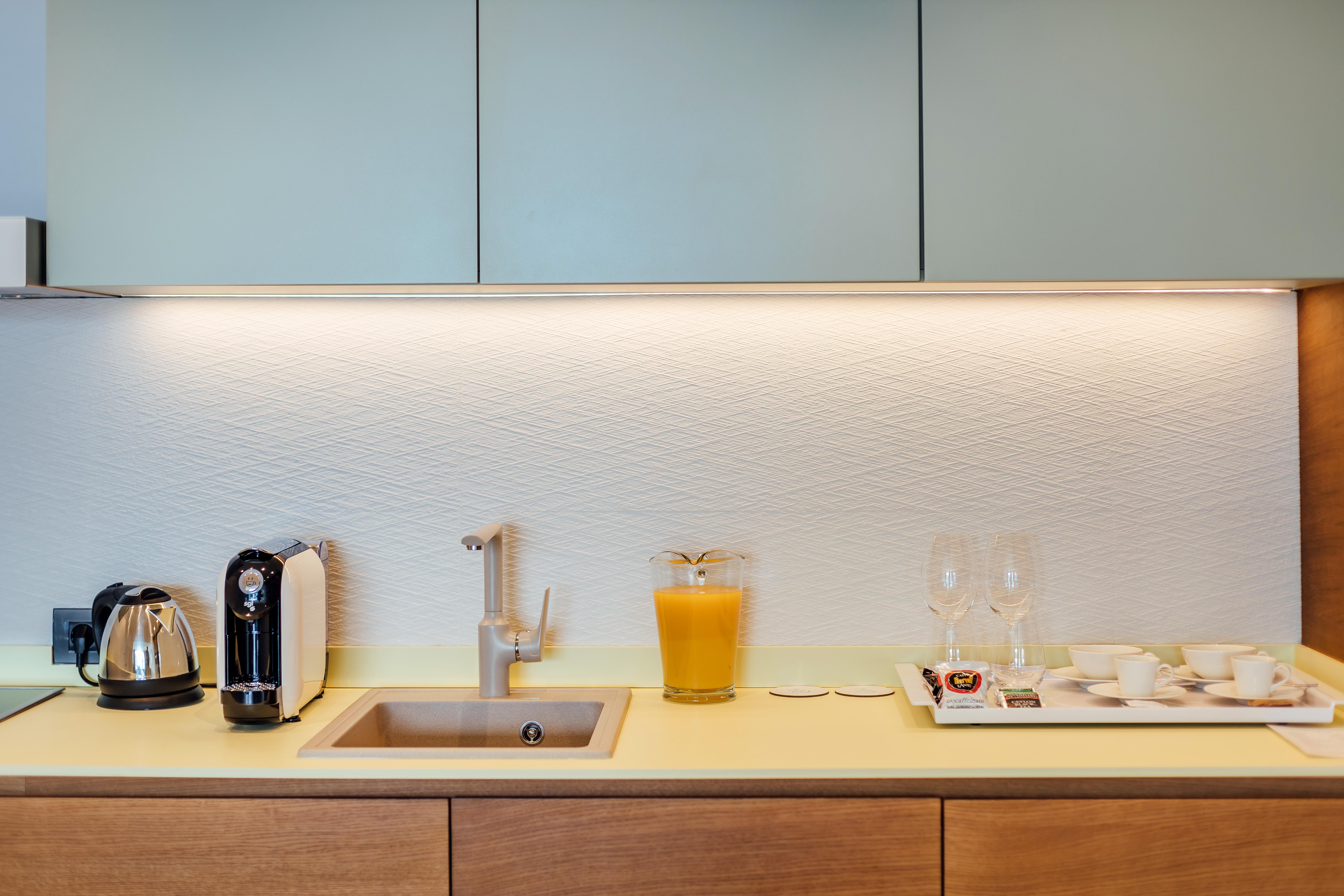 มอนเตเนโกร บีช รีสอร์ต Hotel Krtoli ภายนอก รูปภาพ