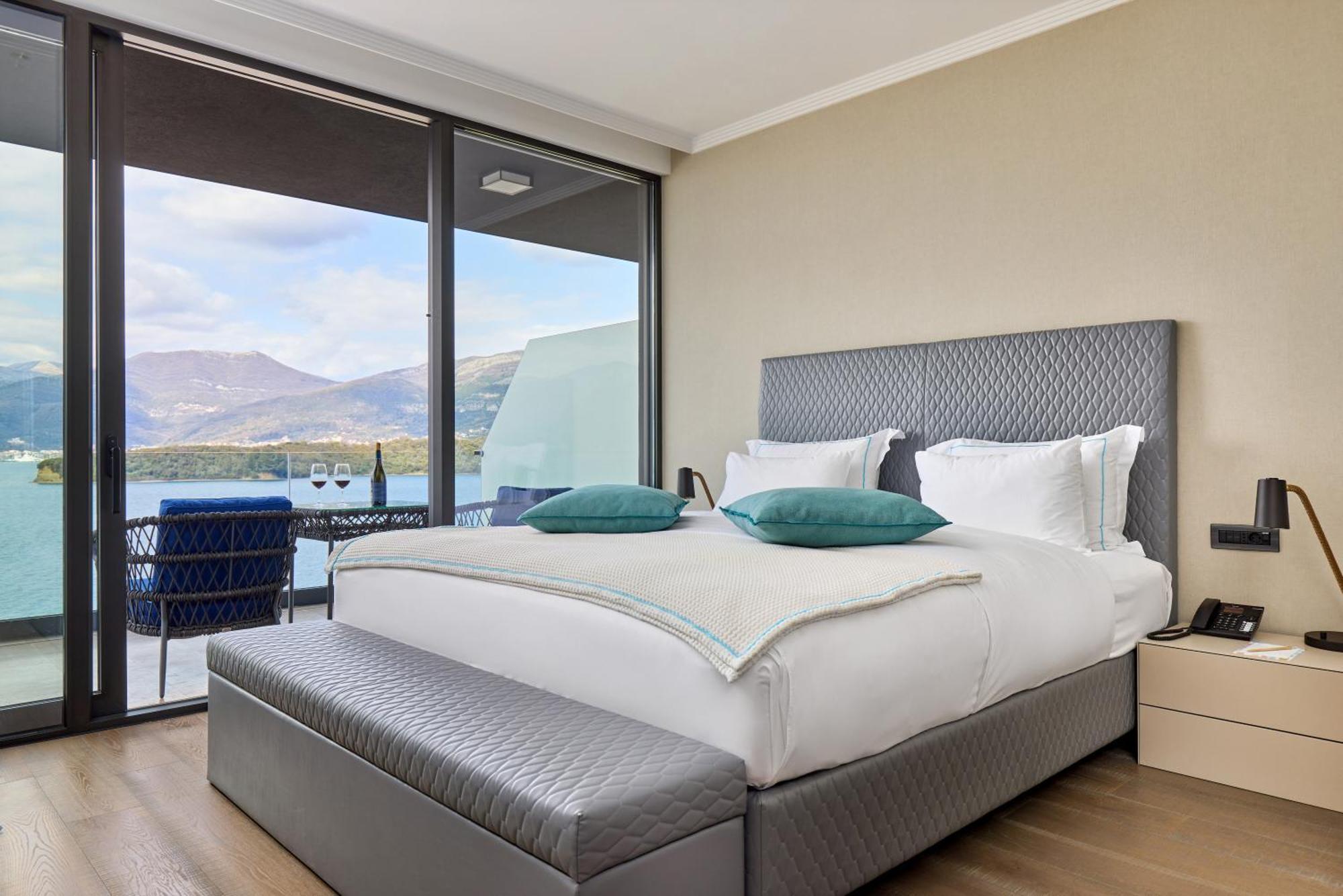มอนเตเนโกร บีช รีสอร์ต Hotel Krtoli ภายนอก รูปภาพ